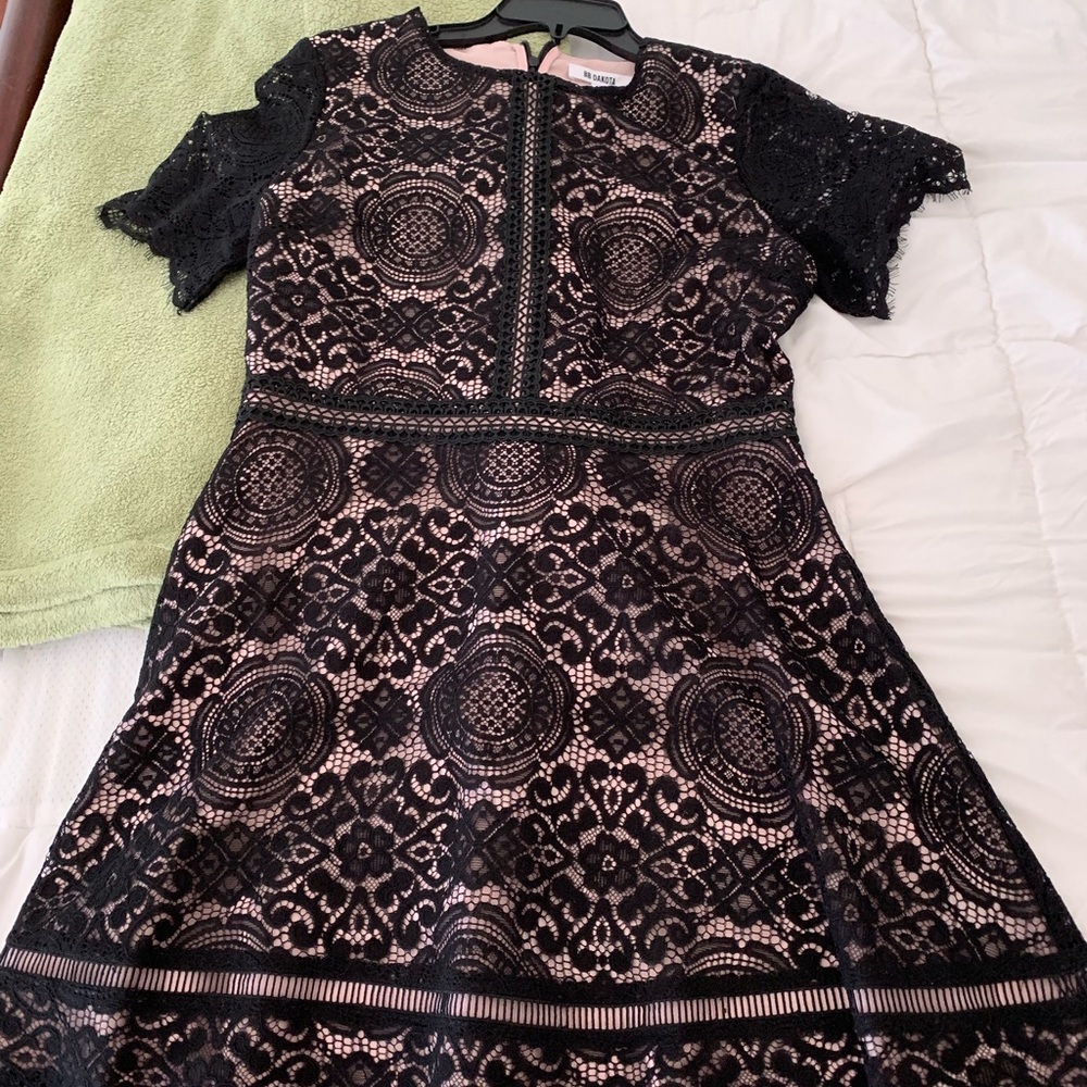 BB Dakota Never worm has tags on it. $65